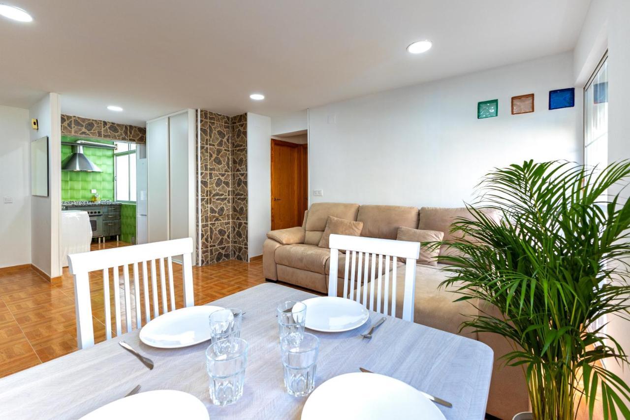 Charming 2 Bedroom Apartment At Triana Center By Oui إشبيلية المظهر الخارجي الصورة